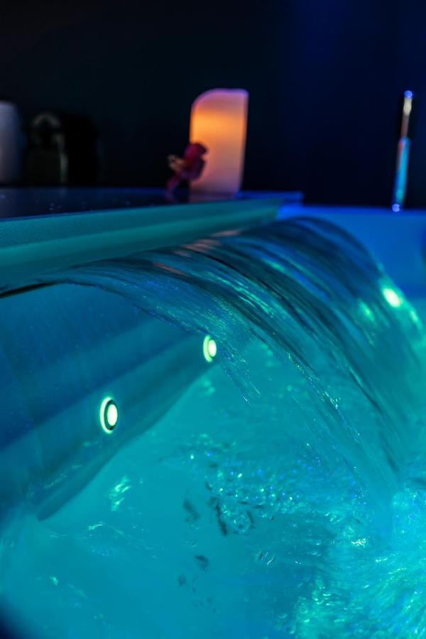Hotel Ibisco Suites & Relax Pozzuoli Bagian luar foto