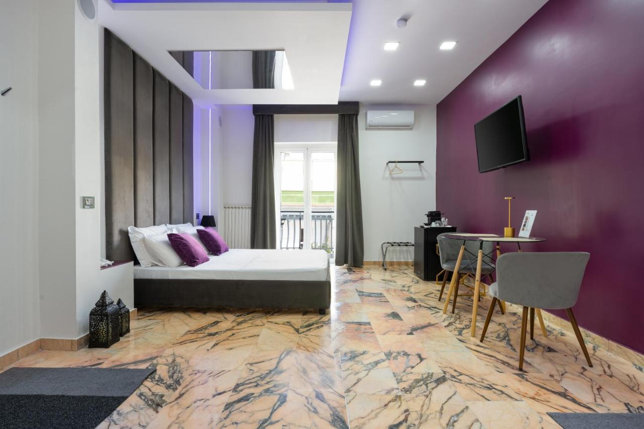 Hotel Ibisco Suites & Relax Pozzuoli Bagian luar foto