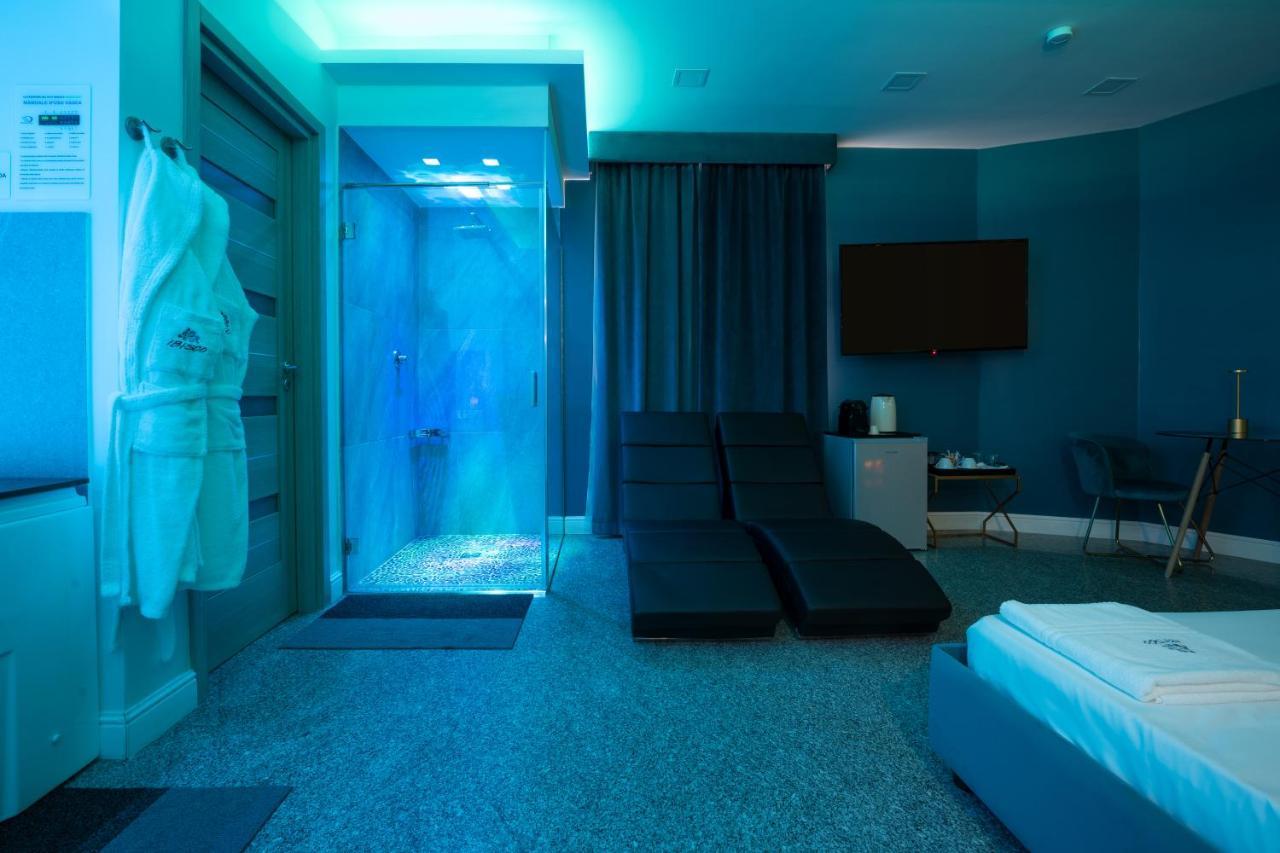 Hotel Ibisco Suites & Relax Pozzuoli Bagian luar foto