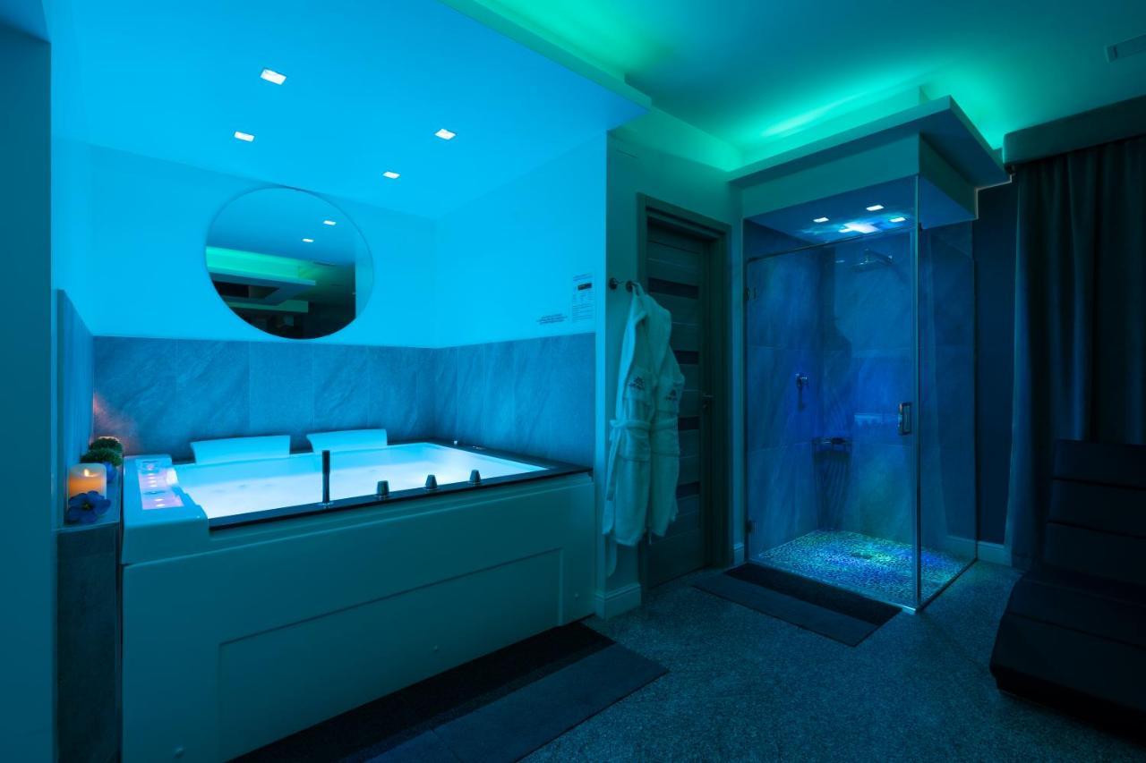 Hotel Ibisco Suites & Relax Pozzuoli Bagian luar foto