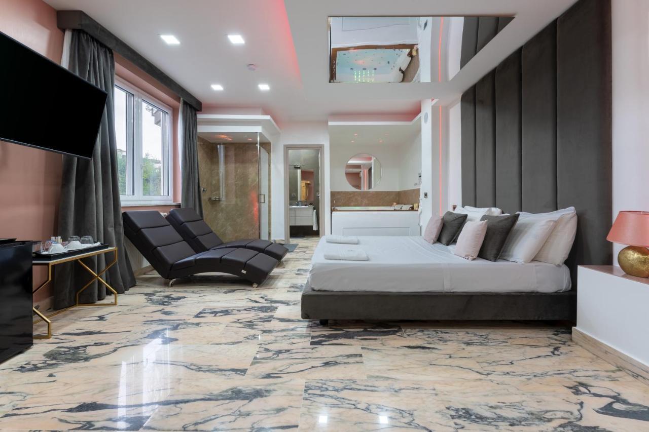 Hotel Ibisco Suites & Relax Pozzuoli Bagian luar foto